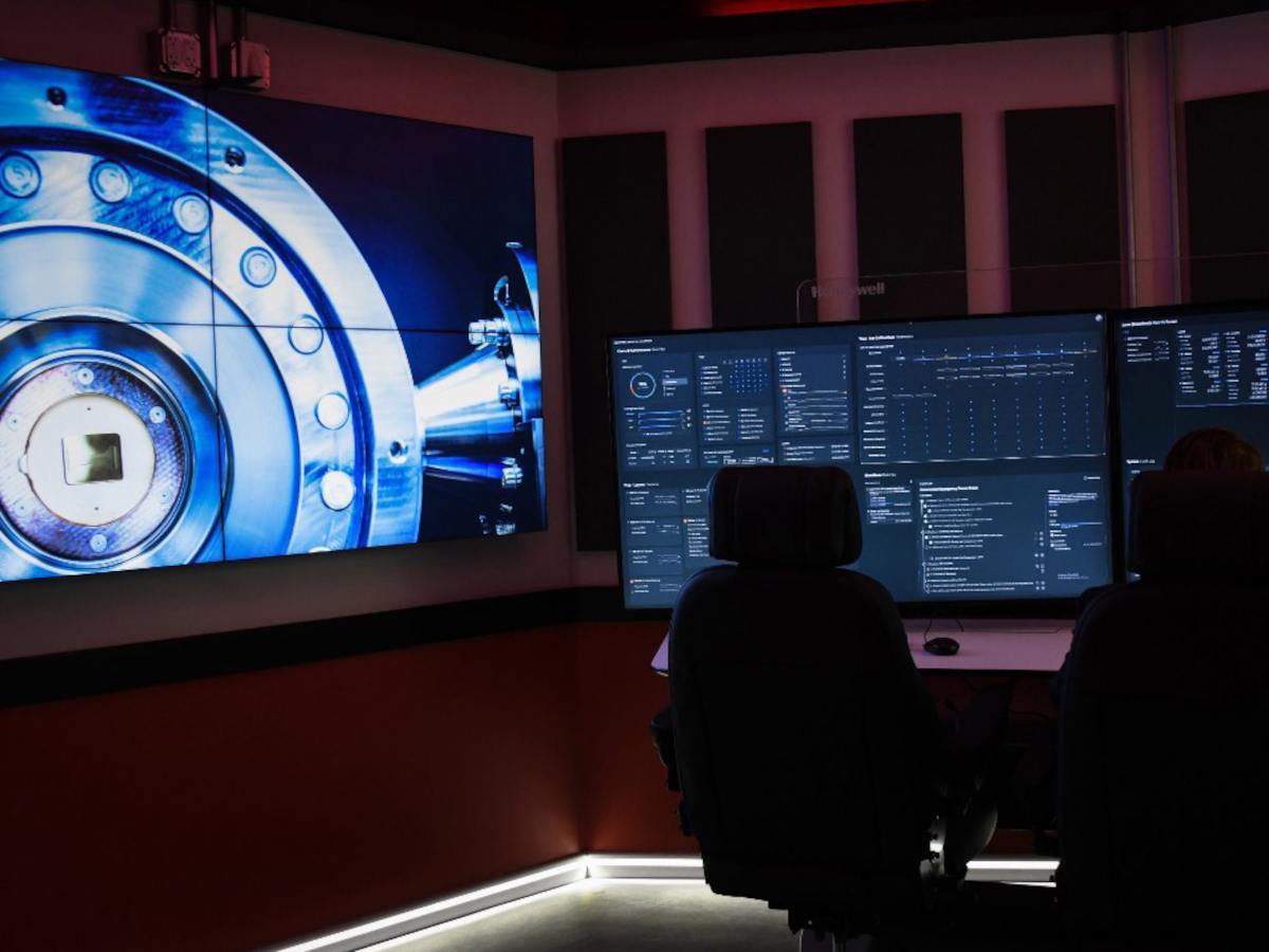 Quantinuum Raises $600M in Quantum Push